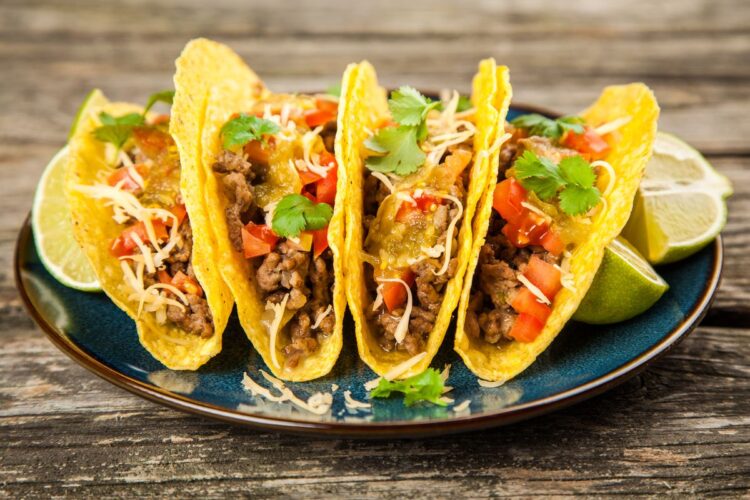 Ils sont croustillants, jaunes et viennent du Mexique : aujourd&rsquo;hui on fait des tacos !